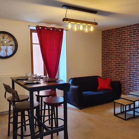 Appartement Industriel Avec Petite Terrasse Belfort Luaran gambar